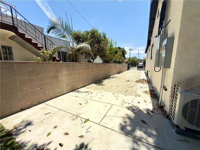 1645 E 50th, Los Angeles, CA 90011