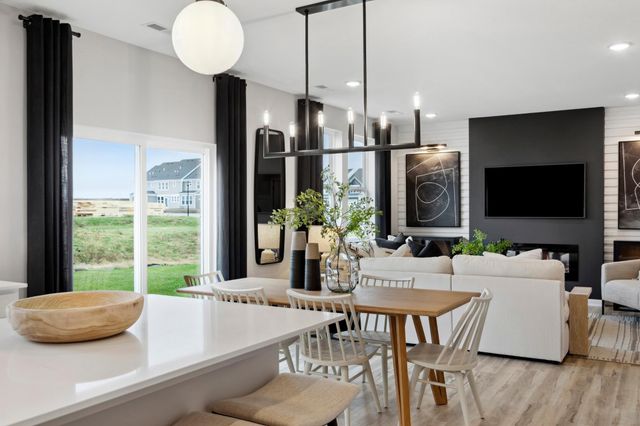 15036 Athenry Bay, Rosemount, MN 55068