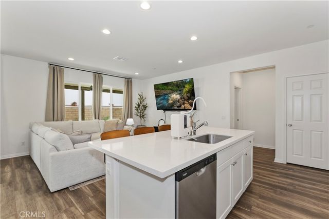 7672 Kuvera Bend, Riverside, CA 92507