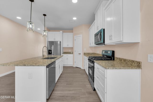 12333 Jack Vowell Way, El Paso, TX 79934