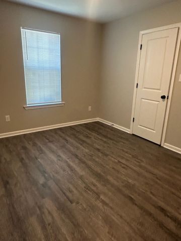 2680 WINDSOR PKY, Memphis, TN 38127