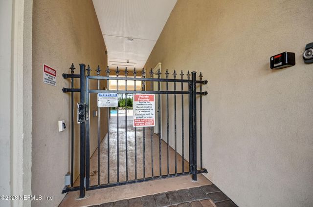 65304 CLEARWATER Court, Yulee, FL 32097