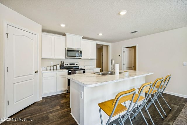 65304 CLEARWATER Court, Yulee, FL 32097