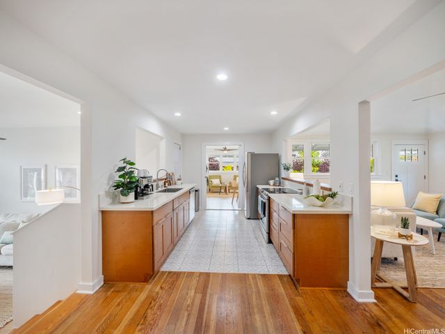 244 Awakea Road, Kailua, HI 96734