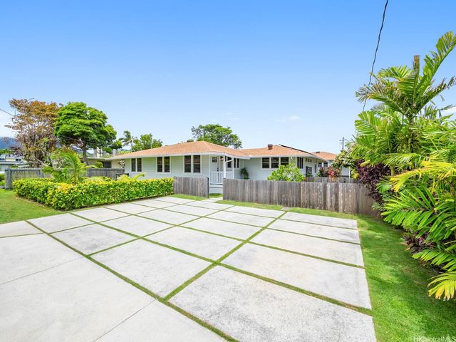 244 Awakea Road, Kailua, HI 96734