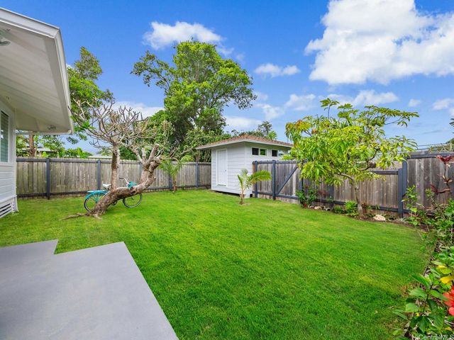 244 Awakea Road, Kailua, HI 96734