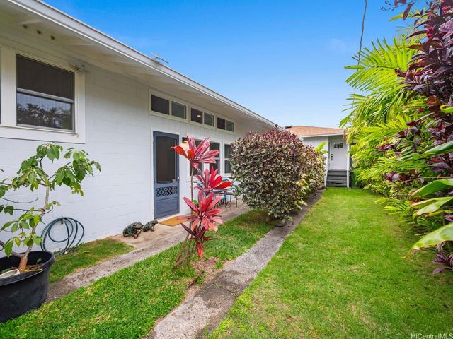 244 Awakea Road, Kailua, HI 96734