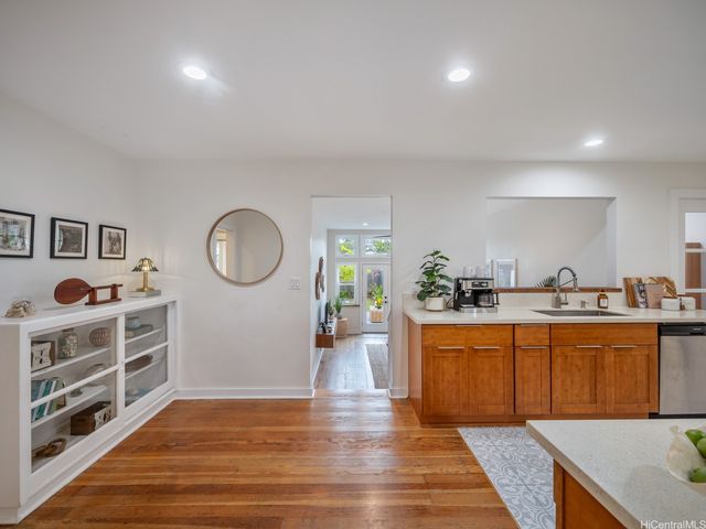 244 Awakea Road, Kailua, HI 96734