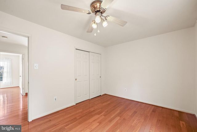 6747 JADE POST LN, Centreville, VA 20121