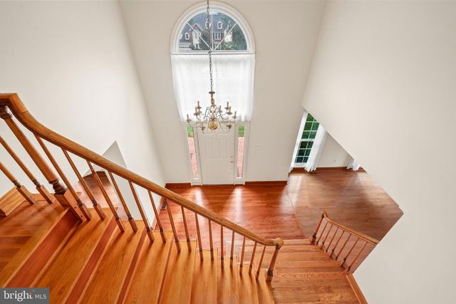 6747 JADE POST LN, Centreville, VA 20121