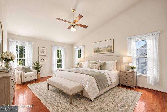 6747 JADE POST LN, Centreville, VA 20121
