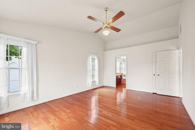 6747 JADE POST LN, Centreville, VA 20121