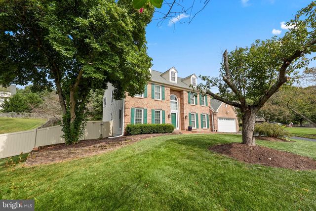 6747 JADE POST LN, Centreville, VA 20121
