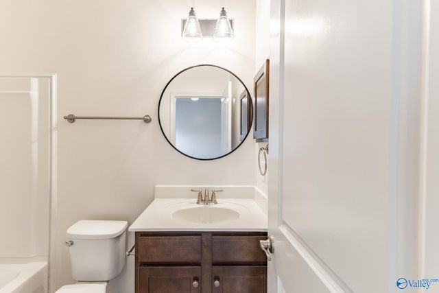 4416 Duskin Court SE, Owens Cross Roads, AL 35763