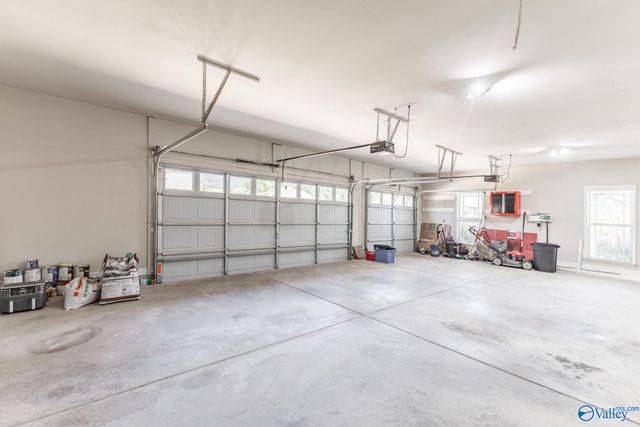 4416 Duskin Court SE, Owens Cross Roads, AL 35763
