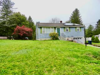 17 Holt Street, Plymouth, CT 06786