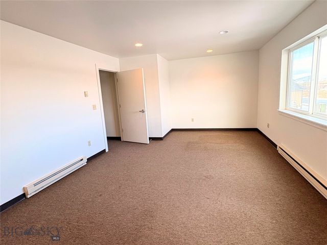 191 Village Center Lane 3, Bozeman, MT 59718