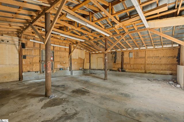 215 Timberlane Road, Greer, SC 29651