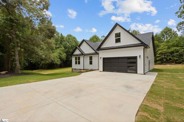 215 Timberlane Road, Greer, SC 29651