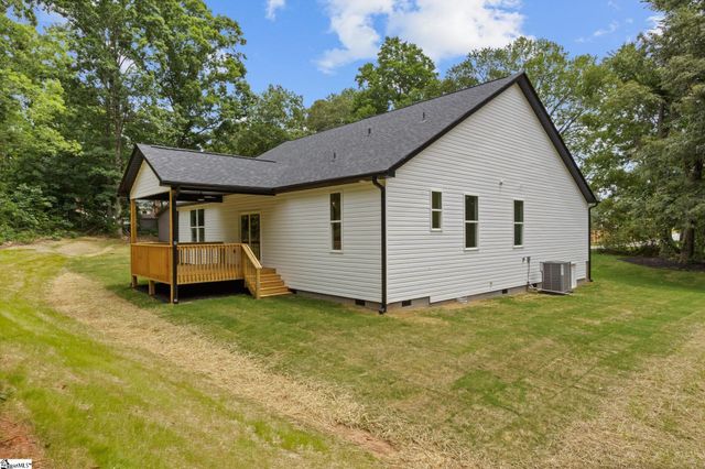 215 Timberlane Road, Greer, SC 29651