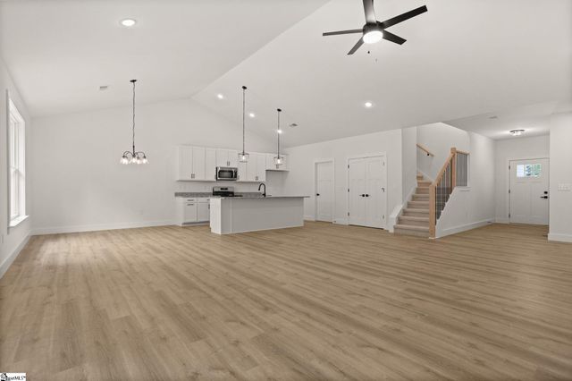 215 Timberlane Road, Greer, SC 29651