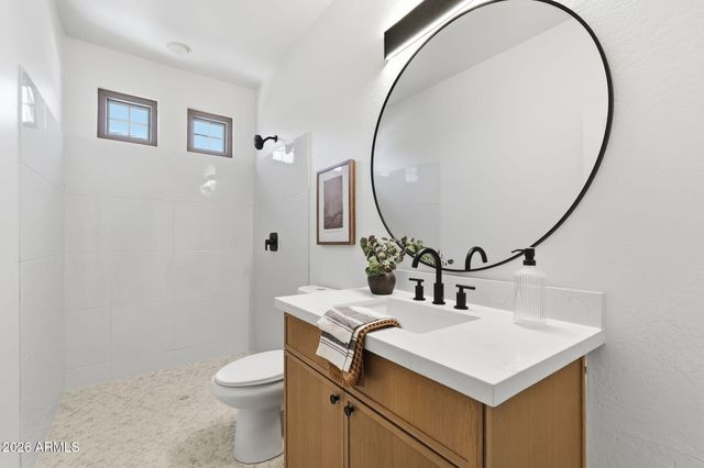 5922 W GAMBIT Trail, Phoenix, AZ 85083