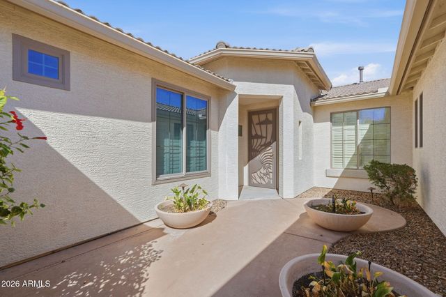 5922 W GAMBIT Trail, Phoenix, AZ 85083