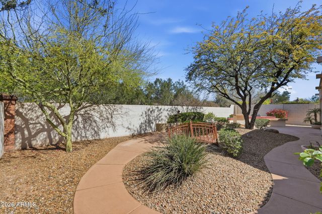 5922 W GAMBIT Trail, Phoenix, AZ 85083