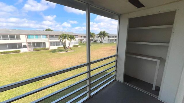234 Camden J 234, West Palm Beach, FL 33417