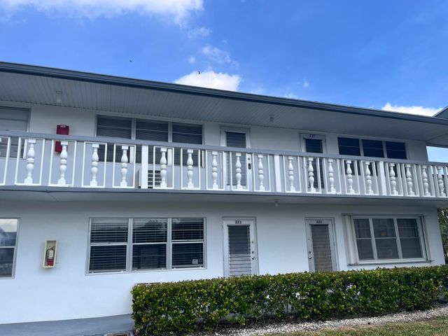 234 Camden J 234, West Palm Beach, FL 33417