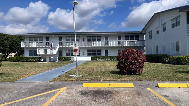 234 Camden J 234, West Palm Beach, FL 33417