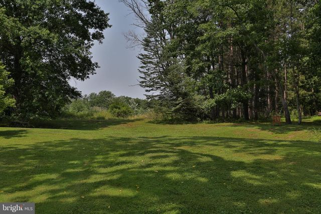 5792 CARVERSVILLE RD, Doylestown, PA 18902