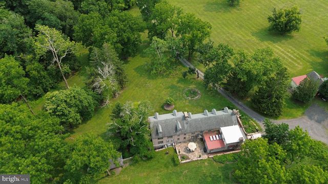 5792 CARVERSVILLE RD, Doylestown, PA 18902