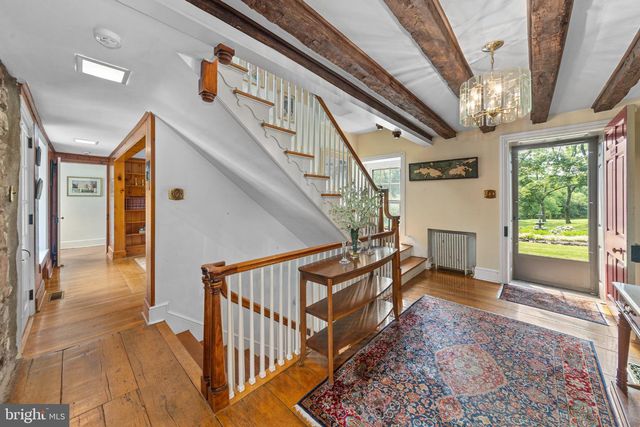 5792 CARVERSVILLE RD, Doylestown, PA 18902