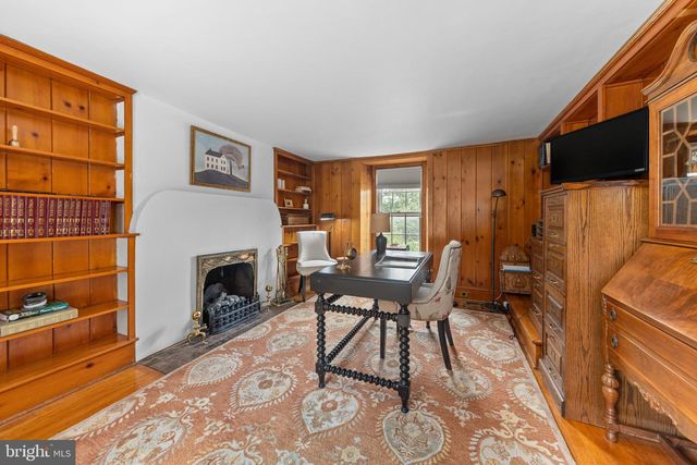 5792 CARVERSVILLE RD, Doylestown, PA 18902