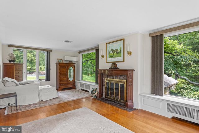 5792 CARVERSVILLE RD, Doylestown, PA 18902