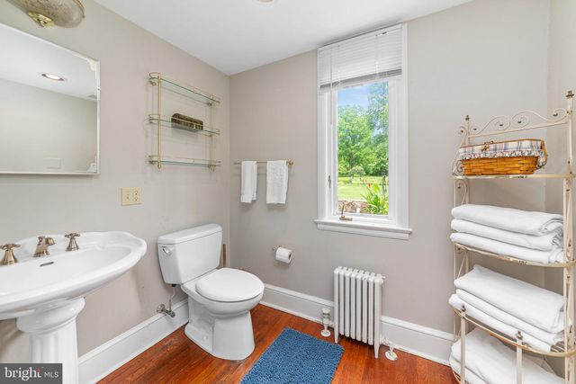 5792 CARVERSVILLE RD, Doylestown, PA 18902