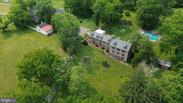 5792 CARVERSVILLE RD, Doylestown, PA 18902