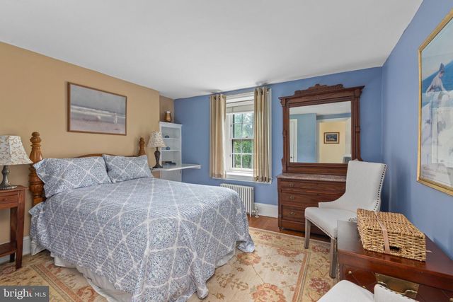 5792 CARVERSVILLE RD, Doylestown, PA 18902