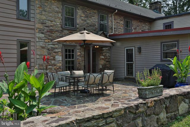 5792 CARVERSVILLE RD, Doylestown, PA 18902