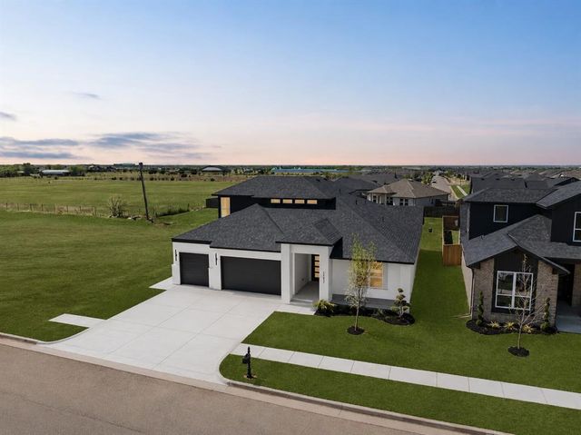 15437 Capri Lane, Edmond, OK 73013