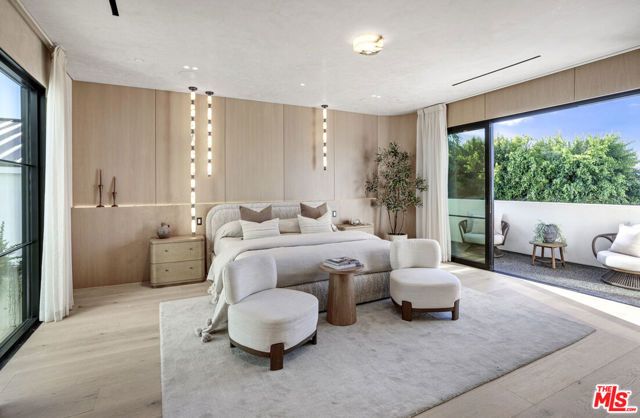 11931 Pacific Avenue, Mar Vista, CA 90066