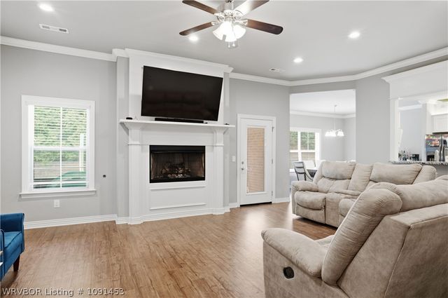 1421 Colonel Mcneil Drive, Prairie Grove, AR 72753