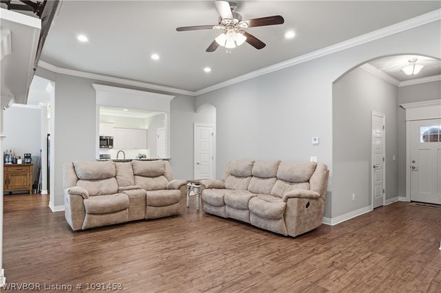 1421 Colonel Mcneil Drive, Prairie Grove, AR 72753