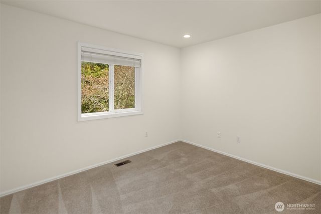 2821 252nd Avenue SE, Sammamish, WA 98075