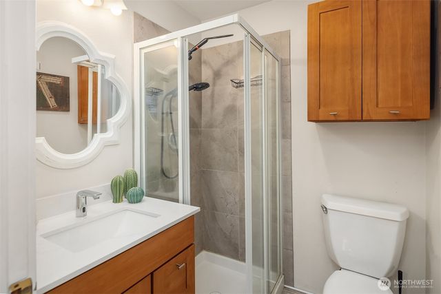 2821 252nd Avenue SE, Sammamish, WA 98075