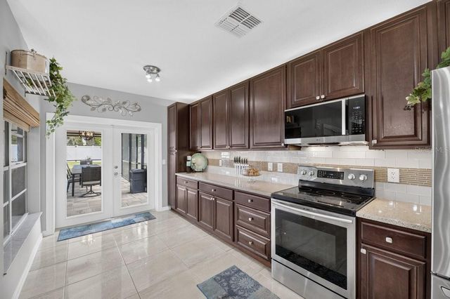 829 GREENBELT CIRCLE, Brandon, FL 33510
