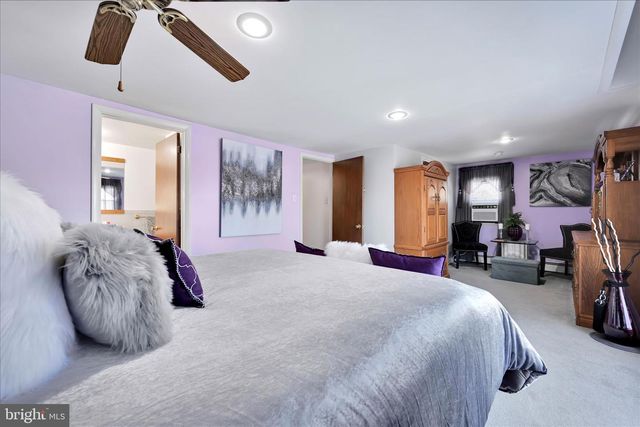 2318 MARIETTA AVE, Lancaster, PA 17603