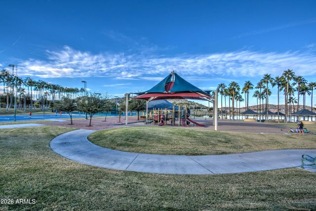 10282 S 185TH Avenue, Goodyear, AZ 85338