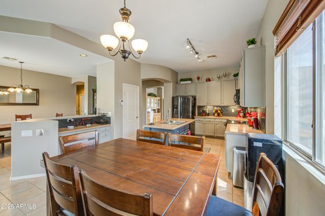 10282 S 185TH Avenue, Goodyear, AZ 85338